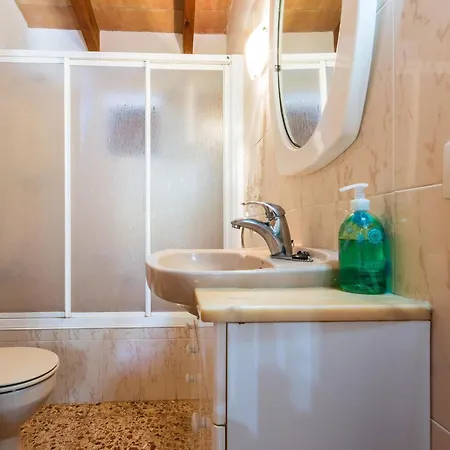 Moreno By Interhome *